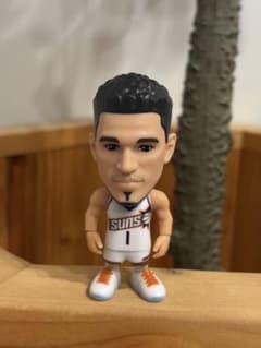 ZURU 5 Surprise NBA Ballers デビン・ブッカーのサムネイル