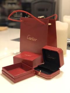 カルティエ　ピアス用　箱　ピアスケース　紙袋　Cartierのサムネイル