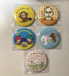 【メルカリ市値引き中】 サンリオキャラクター缶バッジ24個　昭和レトロ・レア ①サンリオ 懐かしキャラ 缶バッジ5点セット - メルカリ