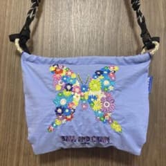 ボール＆チェーン 蝶 花柄刺繍 バッグ ストラップ付きのサムネイル