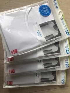 ユニクロ エアリズム メッシュ UネックTシャツ　半袖　インナー 120のサムネイル