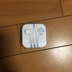 iPhoneイヤホンのサムネイル