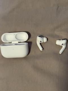 AirPods Pro ホワイト 充電ケース付きのサムネイル