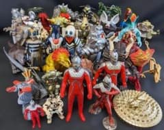 ウルトラセブン＆登場怪獣・宇宙人（バンダイ）ソフビ37体セット＋４ ウルトラセブン＆登場怪獣・宇宙人（バンダイ）ソフビ37体セット＋4