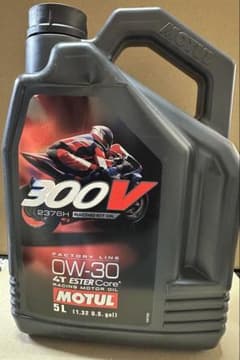MOTUL 300V FACTORY LINE 0W-30 5L 新品未開封 - メルカリ