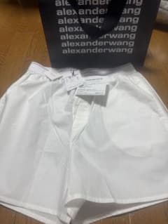 ☆ちいここ☆ Alexander wang 新品ショーツ白リブロゴ有見パン ☆ちいここ☆ 様専用Alexander wang 新品ショーツ白リブロゴ有見パン