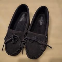 【ハワイ購入品】MINNETONKA モカシン スエード ネイビー23.5cmのサムネイル