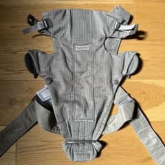 Airグレー　BABYBJORN ベビーキャリアミニ　抱っこ紐 メッシュのサムネイル