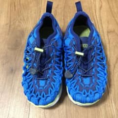 KEEN サンダル17cm アウトドア キッズのサムネイル
