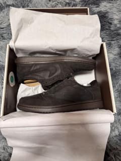 先着1名限定価格 AJ1Low ×TravisScott velvetbrownのサムネイル