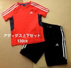 adidas サッカーウェア 上下セット130㎝のサムネイル