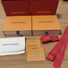 LOUISVUITTON  ルイヴィトン  空箱のサムネイル