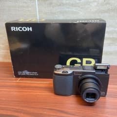 RICOH GR DIGITAL デジカメ ほぼ新品 4078 RICOH GR DIGITAL デジカメ ほぼ新品 4078 - メルカリ