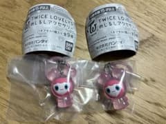 TWICE LOVELYS めじるしアクセサリー 2個セット　モモのサムネイル