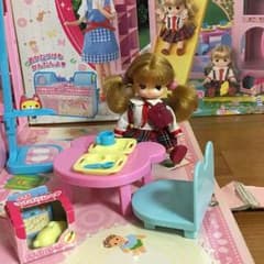 ニャンチュウ様専用リカちゃんミキちゃん。のサムネイル