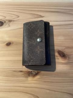 ルイヴィトン キーケース モノグラムのサムネイル