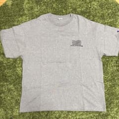 Champion グレー Tシャツのサムネイル
