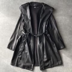 美品　ZARA フェイクレザー　マキシ丈ロングコート　ベルト　黒　トレンチ 美品】ZARA ロングコート トレンチコート フェイクレザー ベルト付