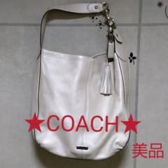 本日最終日★金土日の限定価格★COACH★ホワイトパール系バッグ★のサムネイル