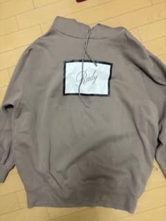 茶色パーカーのサムネイル