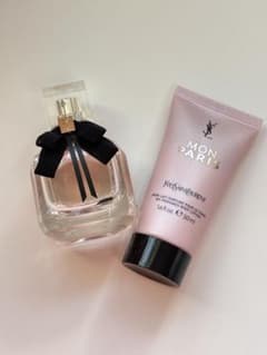 Yves Saint Laurent Mon Paris香水 ボディーローションのサムネイル