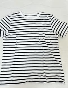 ボーダー ポケット付き 半袖Tシャツ 白黒のサムネイル