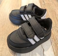 adidas ベビーシューズ スニーカー ブラック　12センチのサムネイル