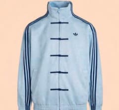 adidas】SNSで話題☆中国限定 トラックジャケット - メルカリ