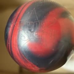 ボウリング ボール Dyna Star III 赤黒 - メルカリ