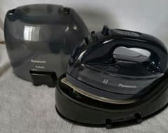 美品 パナソニック コードレスアイロン NI-WL506 22年製のサムネイル