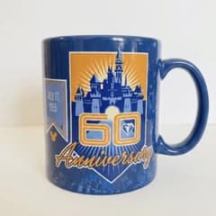 【新品】アメリカ・カリフォルニアのディズニーランド開園60周年記念　マグカップのサムネイル