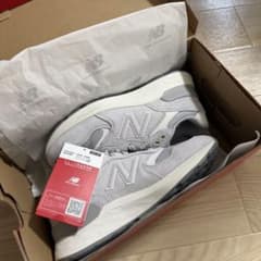 [最終値下げ]New Balance 880 グレー 24cmのサムネイル