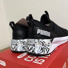 【新品未使用】PUMA スリッポンスニーカー 24.5cm 箱付SOFTRIDEのサムネイル