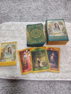 THE AKASHIC TAROT（アカシックタロット）のサムネイル