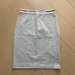 Tommy jeans タイトスカートのサムネイル
