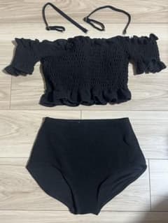 AIOSNUO ブラック オフショルダー セパレート水着のサムネイル