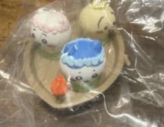 ちいかわ　ハチワレ　うさぎ　デスクトップフィギュア　ガチャガチャのサムネイル