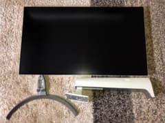LG 32UD99-W HDR 4Kモニターのサムネイル