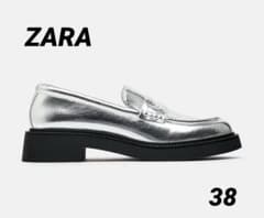ZARAメタリック素材モカシン