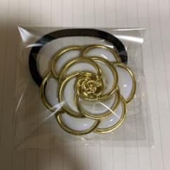 ハンドメイドフラワーヘアゴム♡のサムネイル