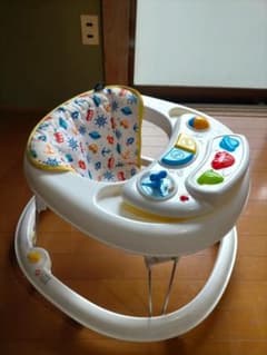 歩行器　赤ちゃん　西松屋　Gウォーカーのサムネイル