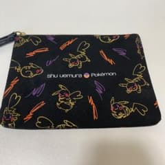 シュウウエムラ　ポケモン　コラボポーチのサムネイル