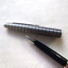 PILOT パイロットelite18K-750 万年筆 格子柄 本体 - メルカリ