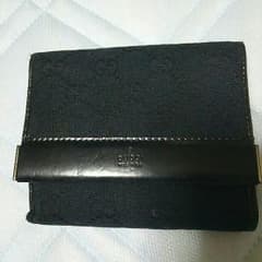 GUCCIの折り財布のサムネイル