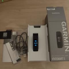 【ほぼ未使用】Garmin vivosmart5 ガーミン スマートウォッチのサムネイル