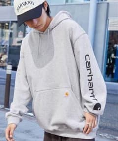 carharttパーカーのサムネイル