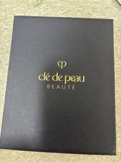 clé de peau BEAUTÉ ギフトボックス 空箱 - メルカリ