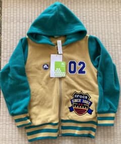 クロックス★フリースパーカー　120cm(未使用）のサムネイル