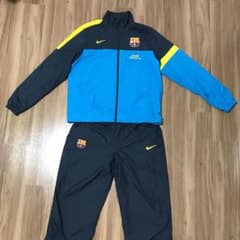 NIKEナイキ　FCバルセロナ　ウィンドブレーカー（上下セット）のサムネイル