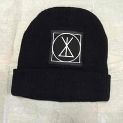 LONG CLOTHING (ロング・クロージング)ラージパッチニットキャップのサムネイル